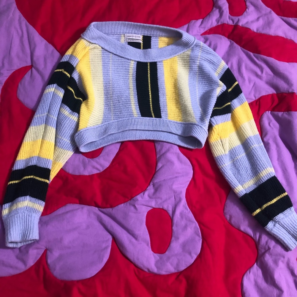 Cropped boat neck blue/yellow/navy sweater. Sailor chic!
